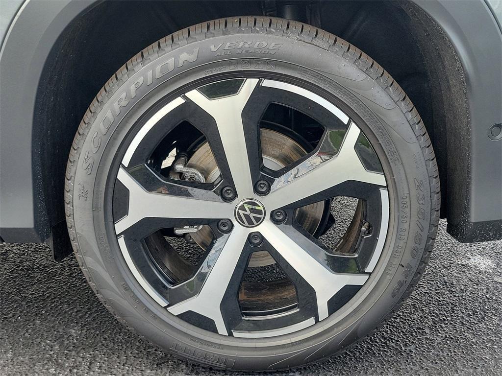 new 2026 Volkswagen Tiguan car, priced at $34,281