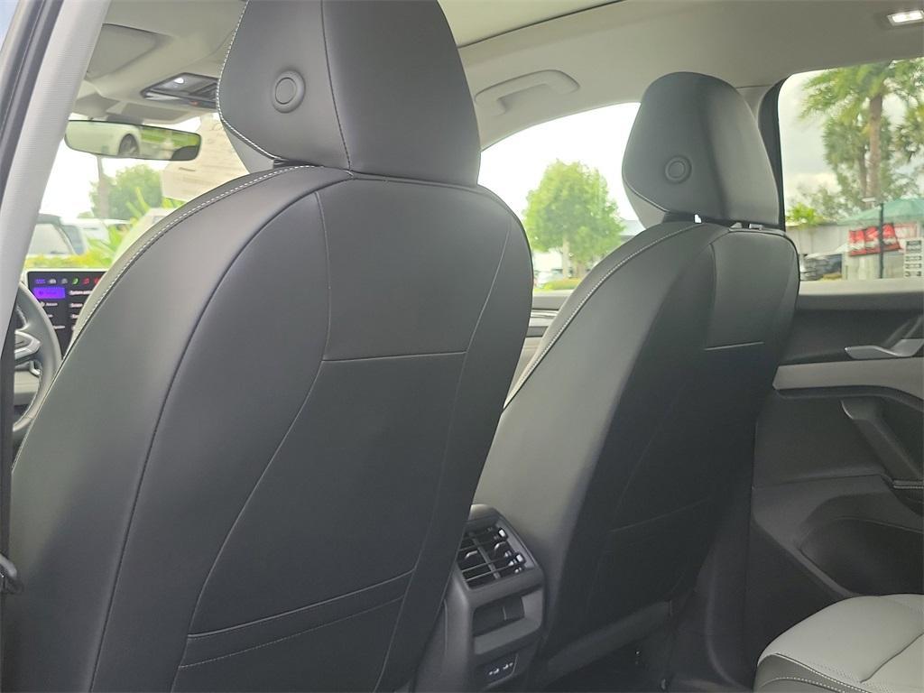 new 2026 Volkswagen Tiguan car, priced at $34,281