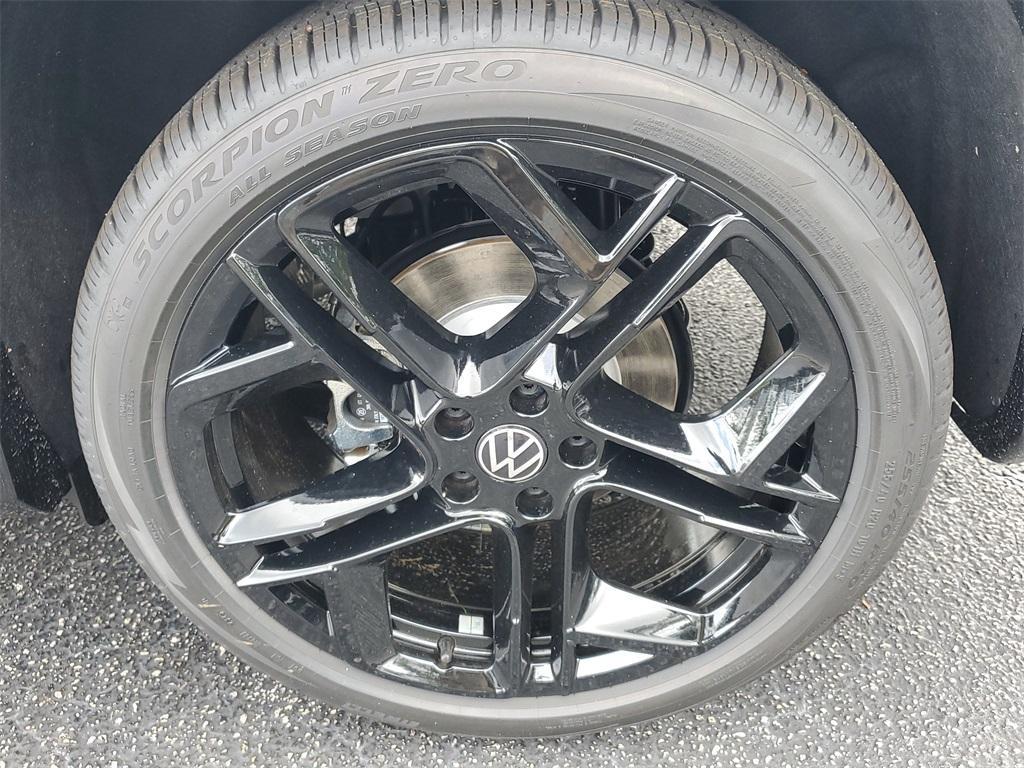 new 2026 Volkswagen Tiguan car, priced at $37,210