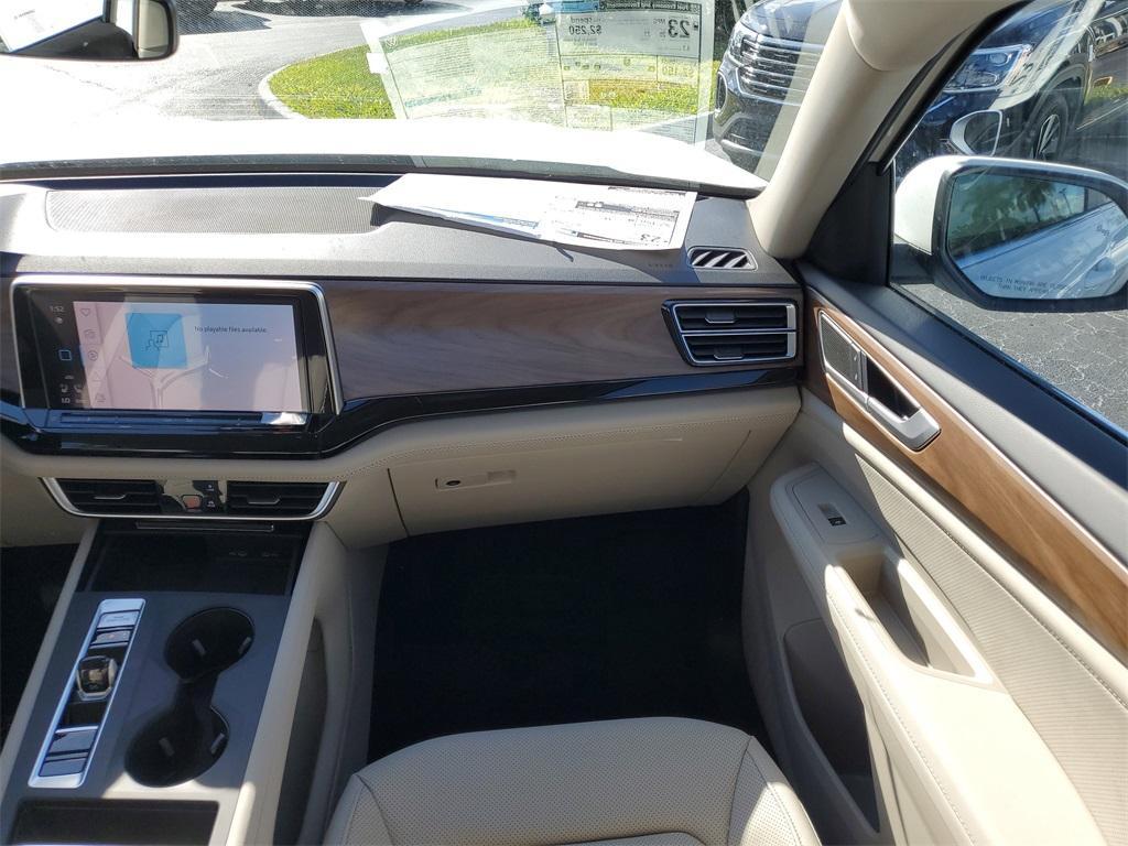 new 2026 Volkswagen Atlas car, priced at $37,342