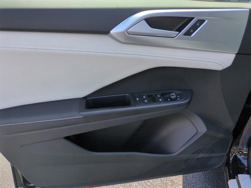 new 2025 Volkswagen Taos car, priced at $25,368