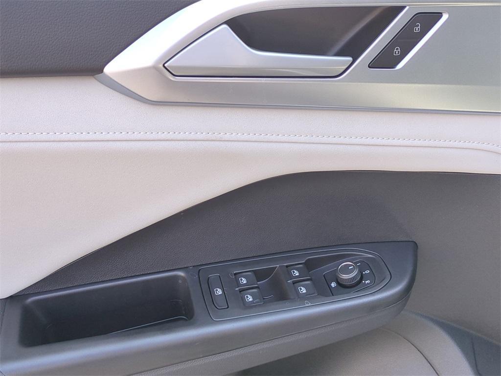 new 2025 Volkswagen Taos car, priced at $25,368