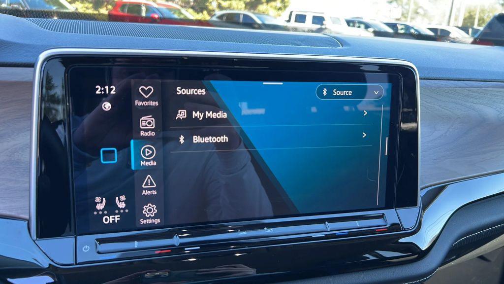 used 2025 Volkswagen Atlas car, priced at $34,980