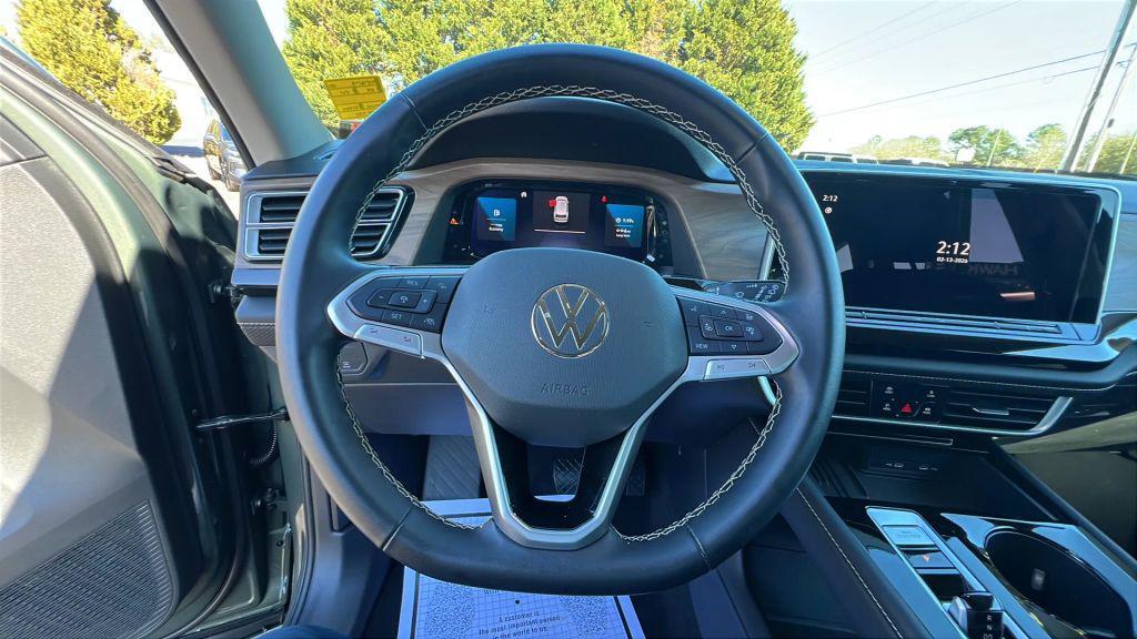 used 2025 Volkswagen Atlas car, priced at $34,980