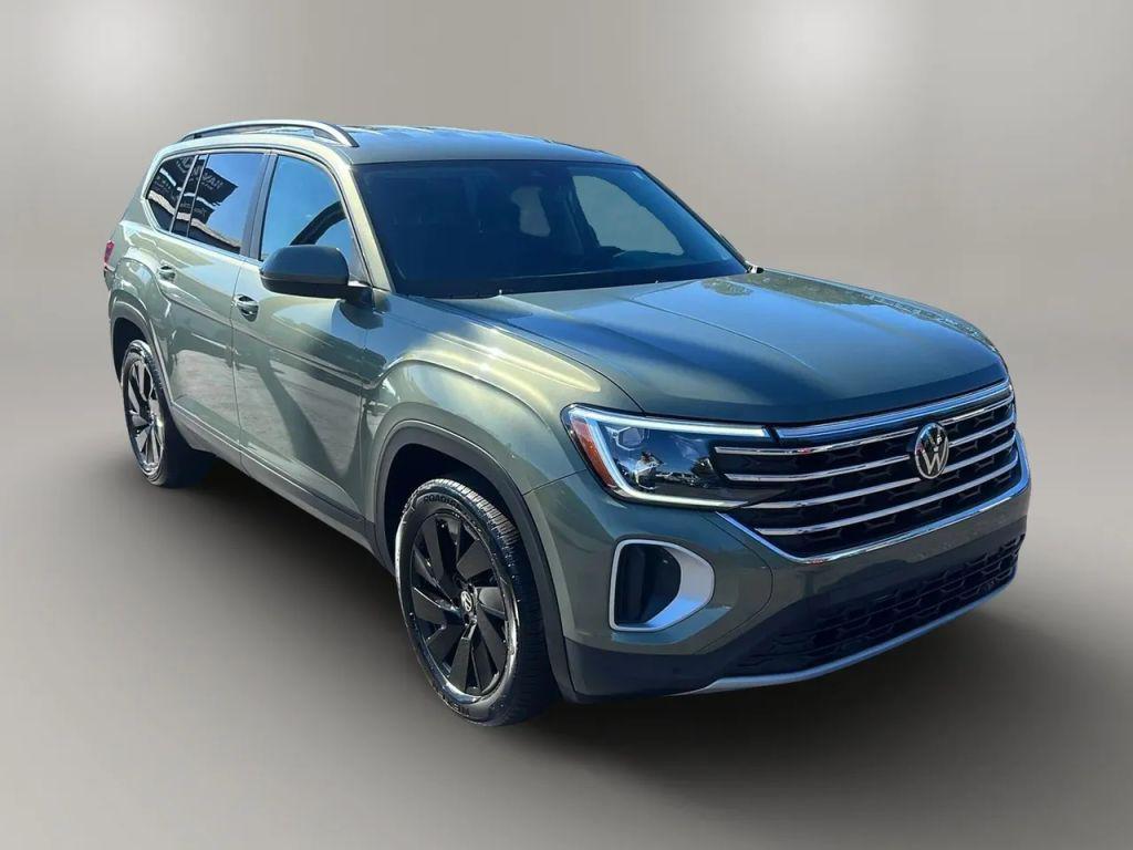 used 2025 Volkswagen Atlas car, priced at $34,980