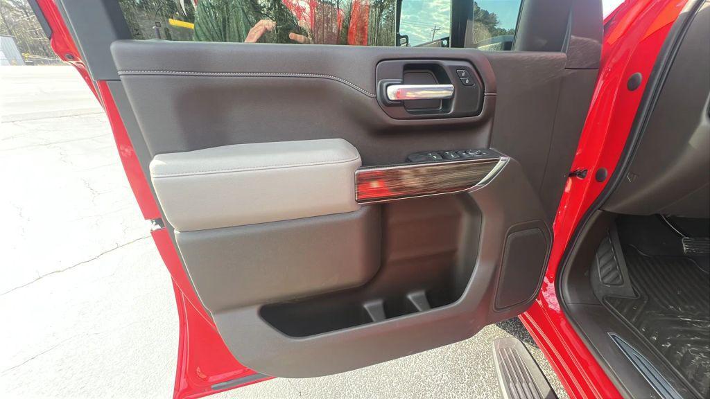 used 2021 Chevrolet Silverado 2500 car, priced at $45,980