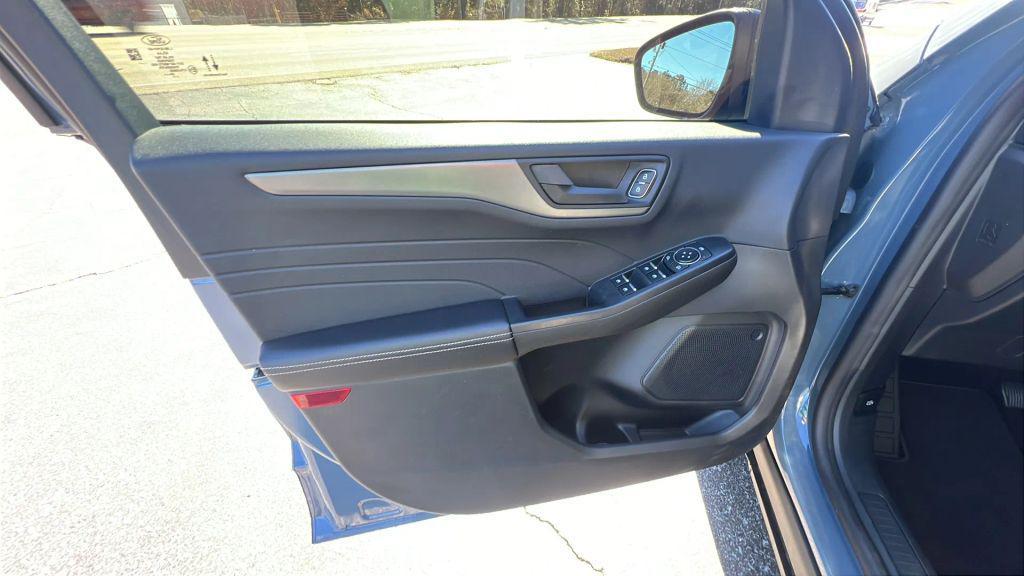 used 2025 Ford Escape car, priced at $26,980