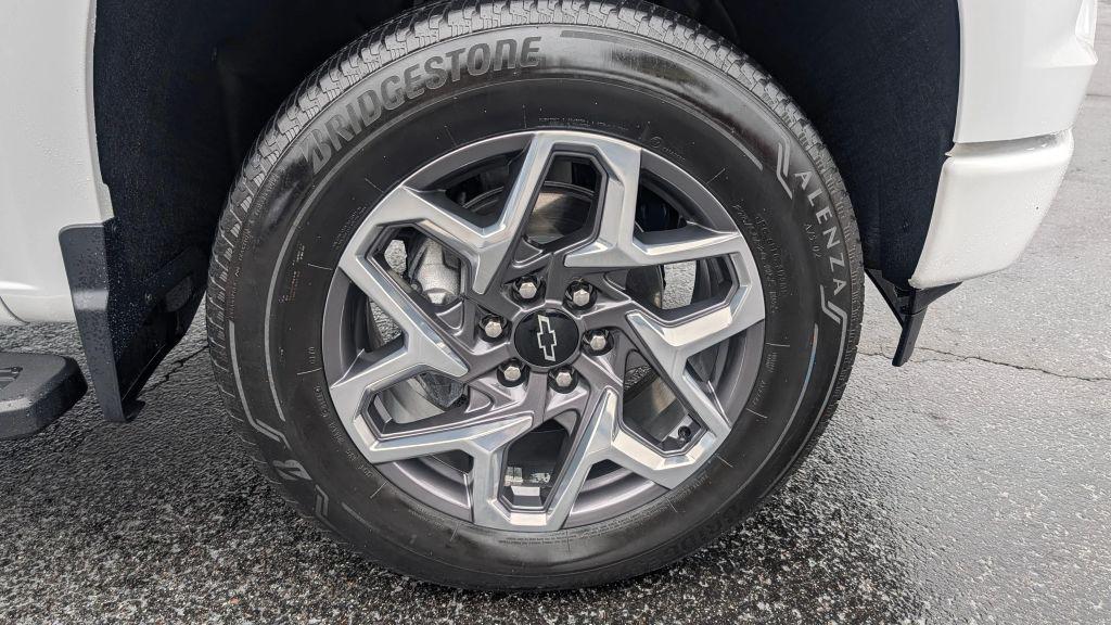 used 2024 Chevrolet Silverado 1500 car, priced at $51,980