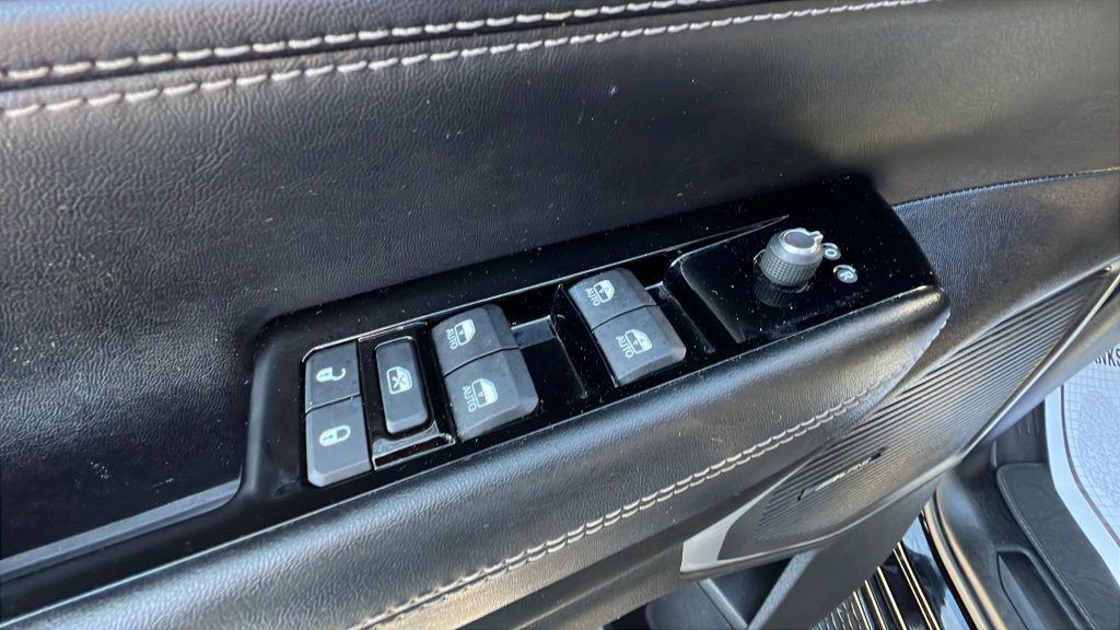 used 2023 Jeep Wagoneer car, priced at $43,987
