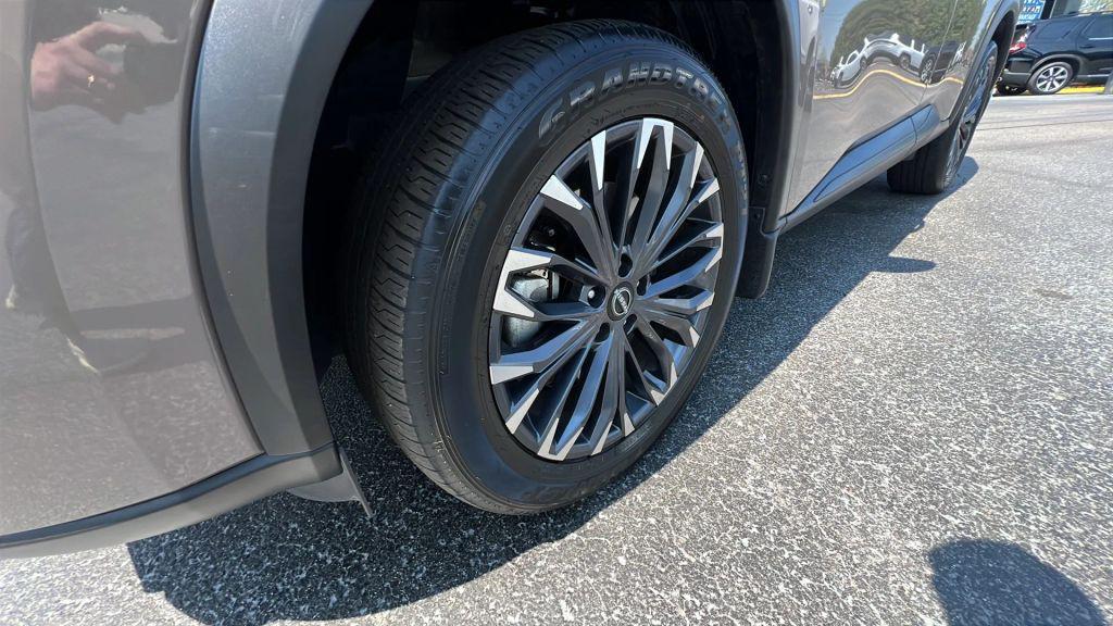 used 2025 Nissan Rogue car, priced at $32,980