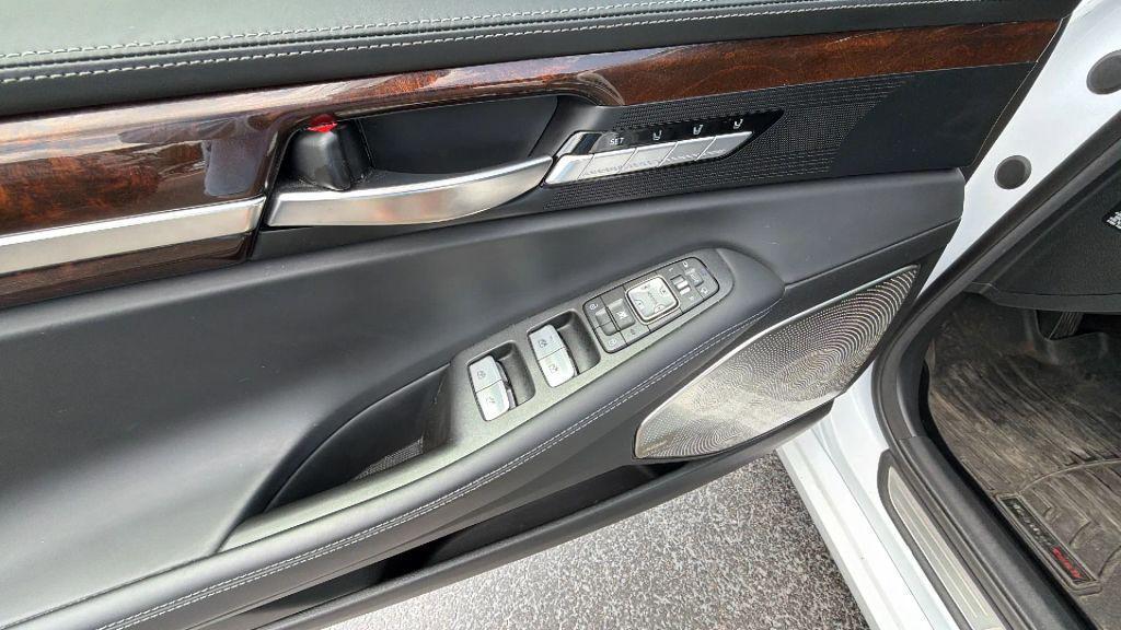used 2019 Genesis G90 car, priced at $29,811