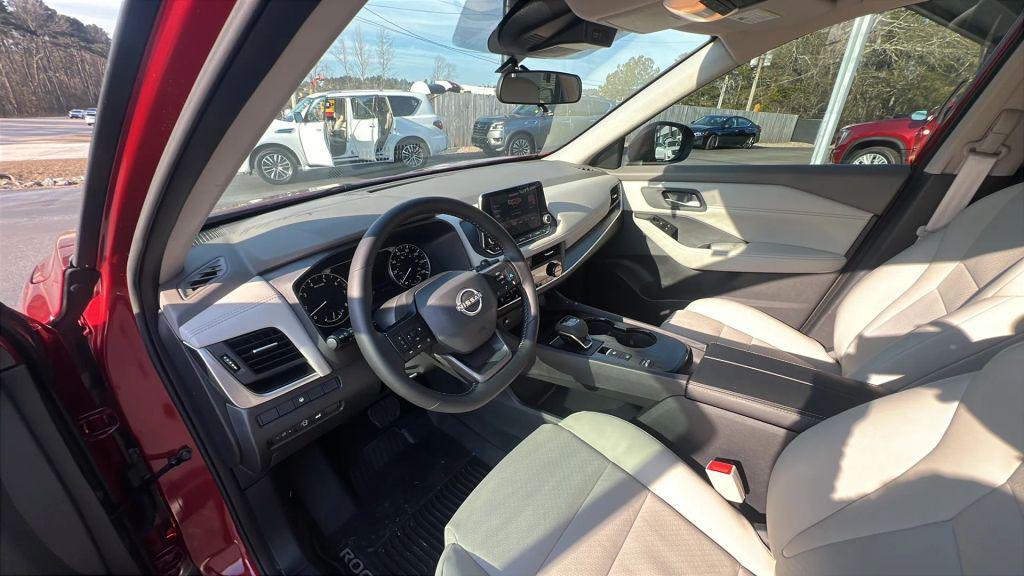 used 2025 Nissan Rogue car, priced at $28,980