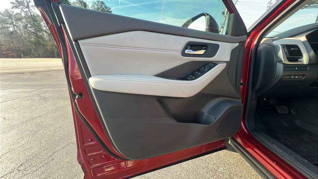 used 2025 Nissan Rogue car, priced at $28,980