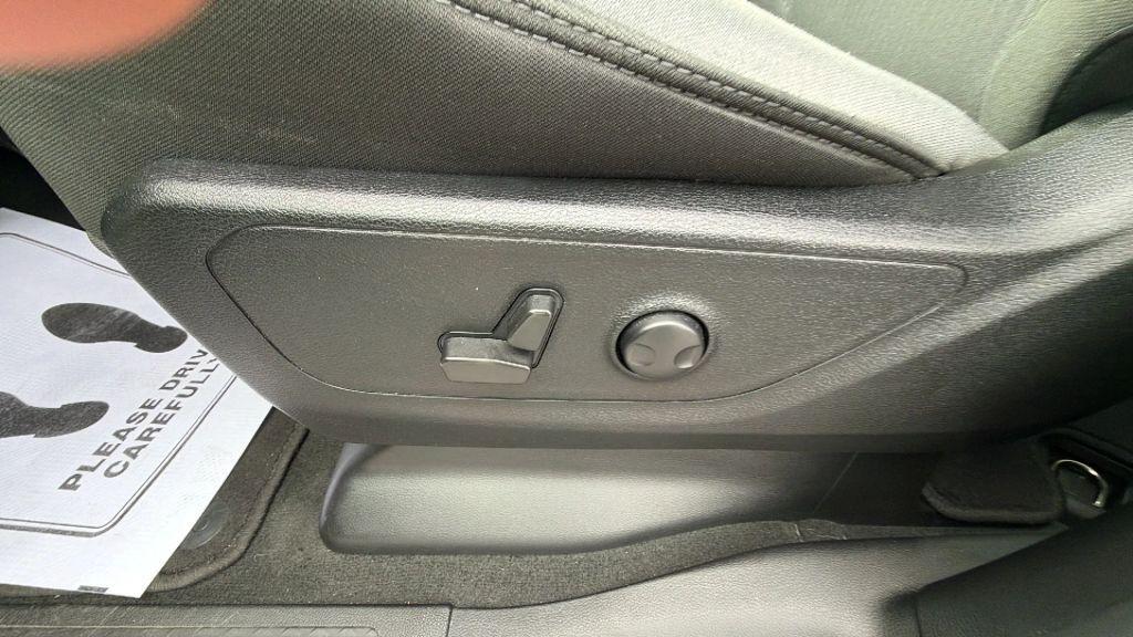 used 2022 Ram 1500 car, priced at $33,960