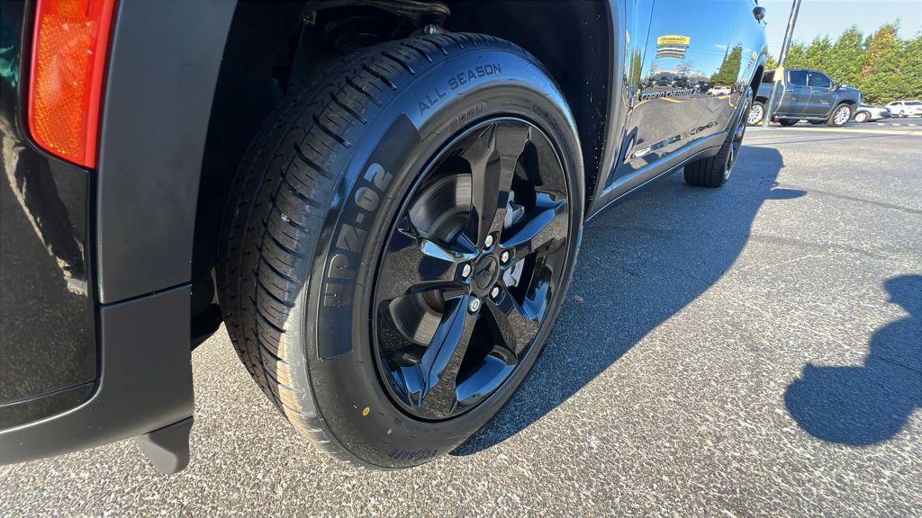 used 2023 Jeep Grand Cherokee L car, priced at $32,980