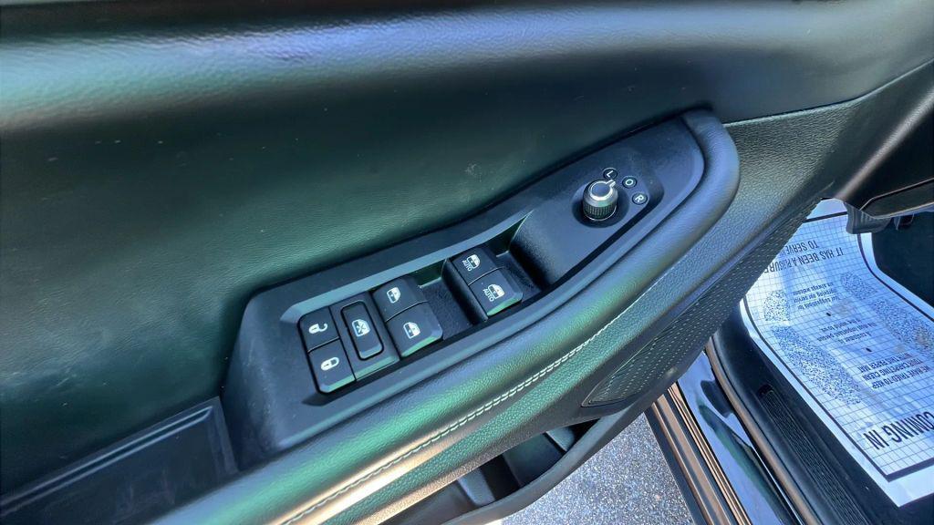 used 2023 Jeep Grand Cherokee L car, priced at $32,980