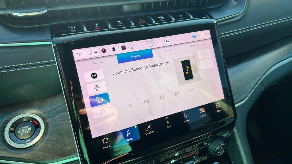 used 2023 Jeep Grand Cherokee L car, priced at $32,980