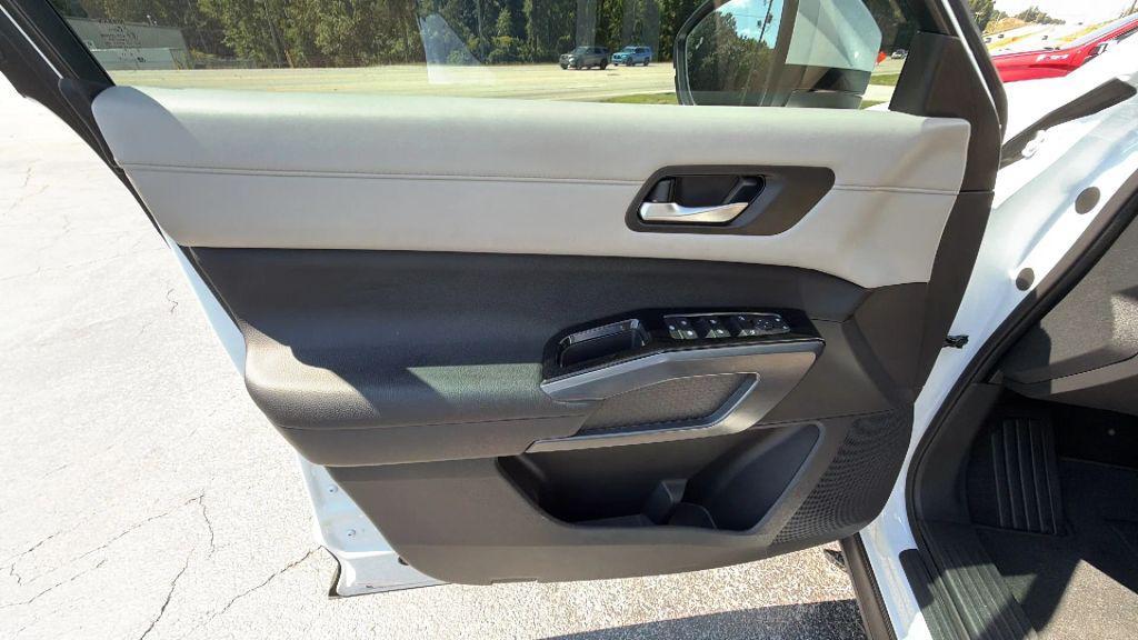 used 2025 Nissan Pathfinder car, priced at $38,790