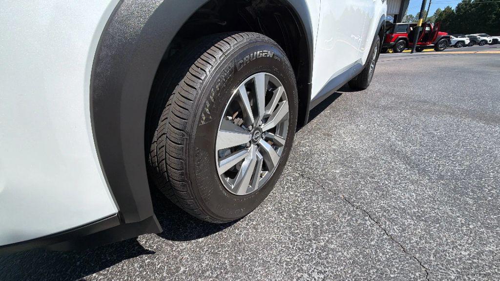 used 2025 Nissan Pathfinder car, priced at $38,790