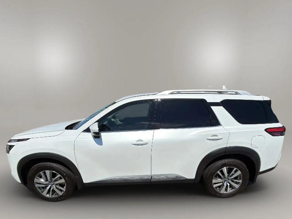 used 2025 Nissan Pathfinder car, priced at $38,790