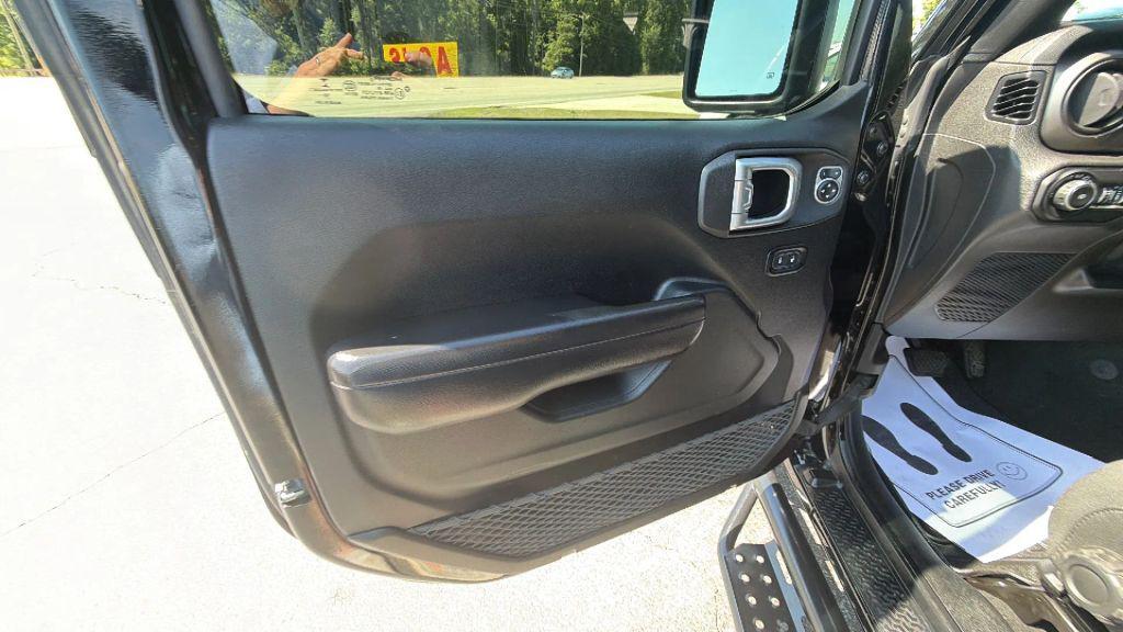 used 2019 Jeep Wrangler Unlimited car, priced at $20,871