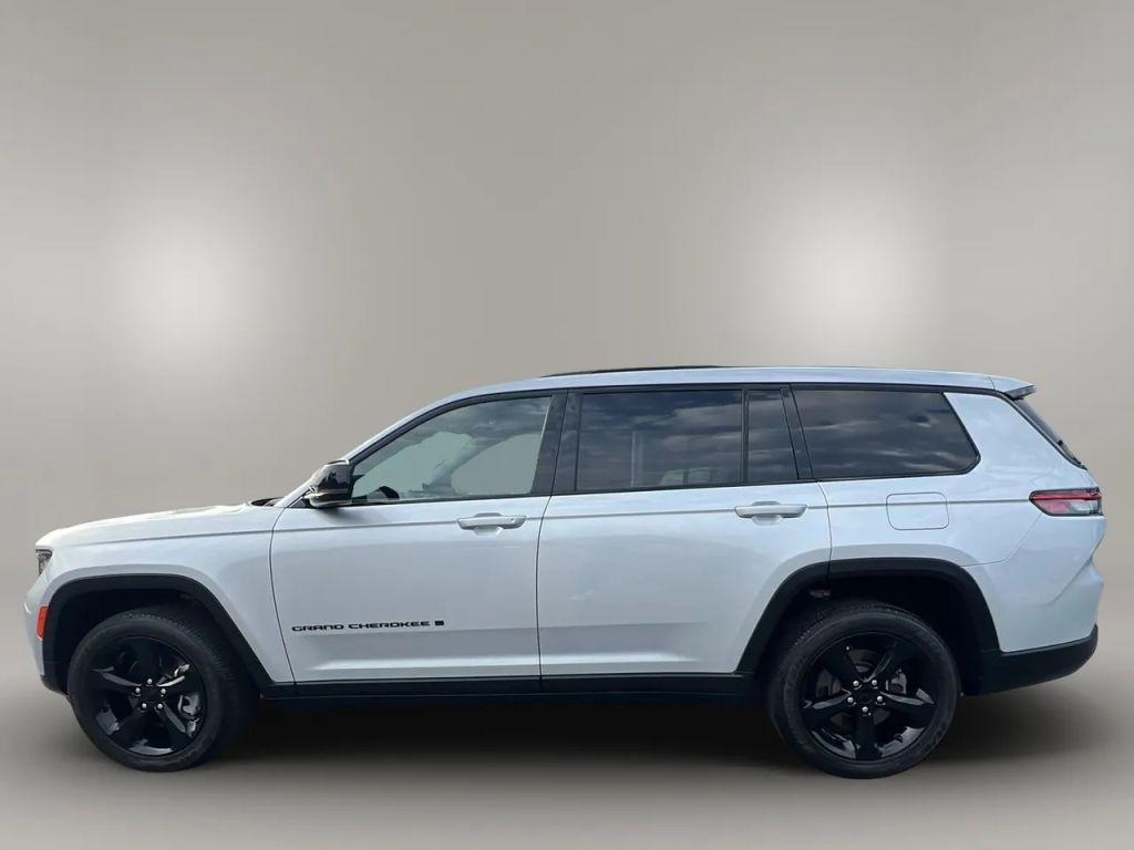 used 2023 Jeep Grand Cherokee L car, priced at $30,980