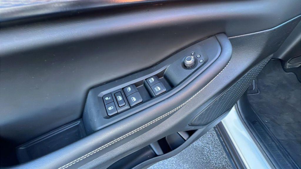 used 2025 Jeep Grand Cherokee car, priced at $36,980