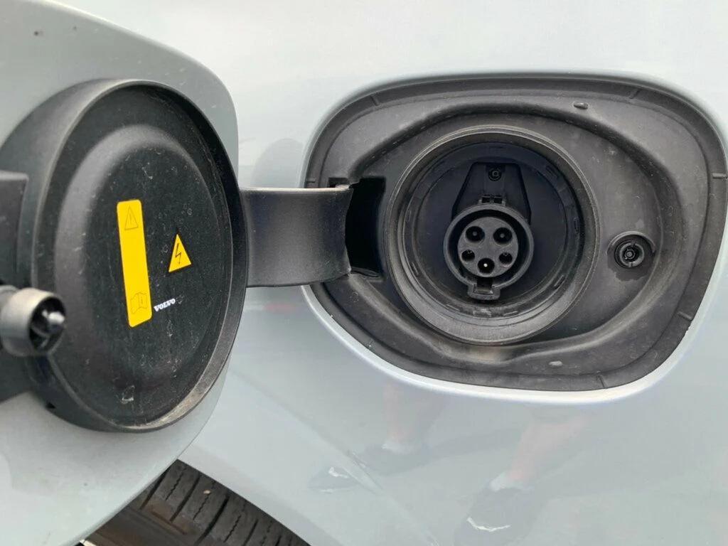 used 2024 Volvo XC60 Recharge Plug-In Hybrid car, priced at $25,950