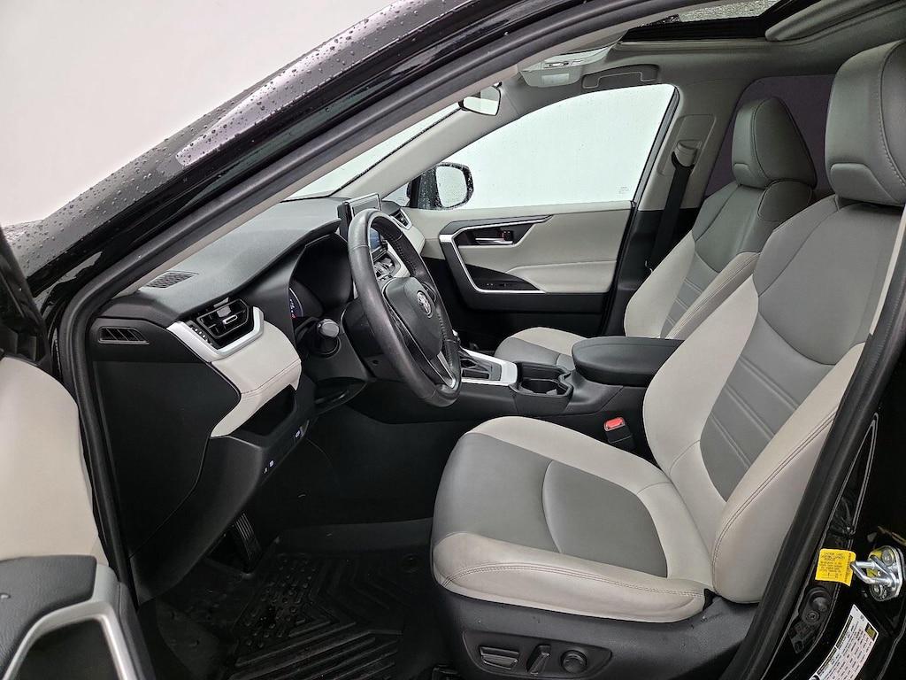 used 2021 Toyota RAV4 car, priced at $27,998
