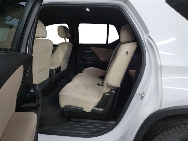 used 2023 Chevrolet Traverse car, priced at $21,600