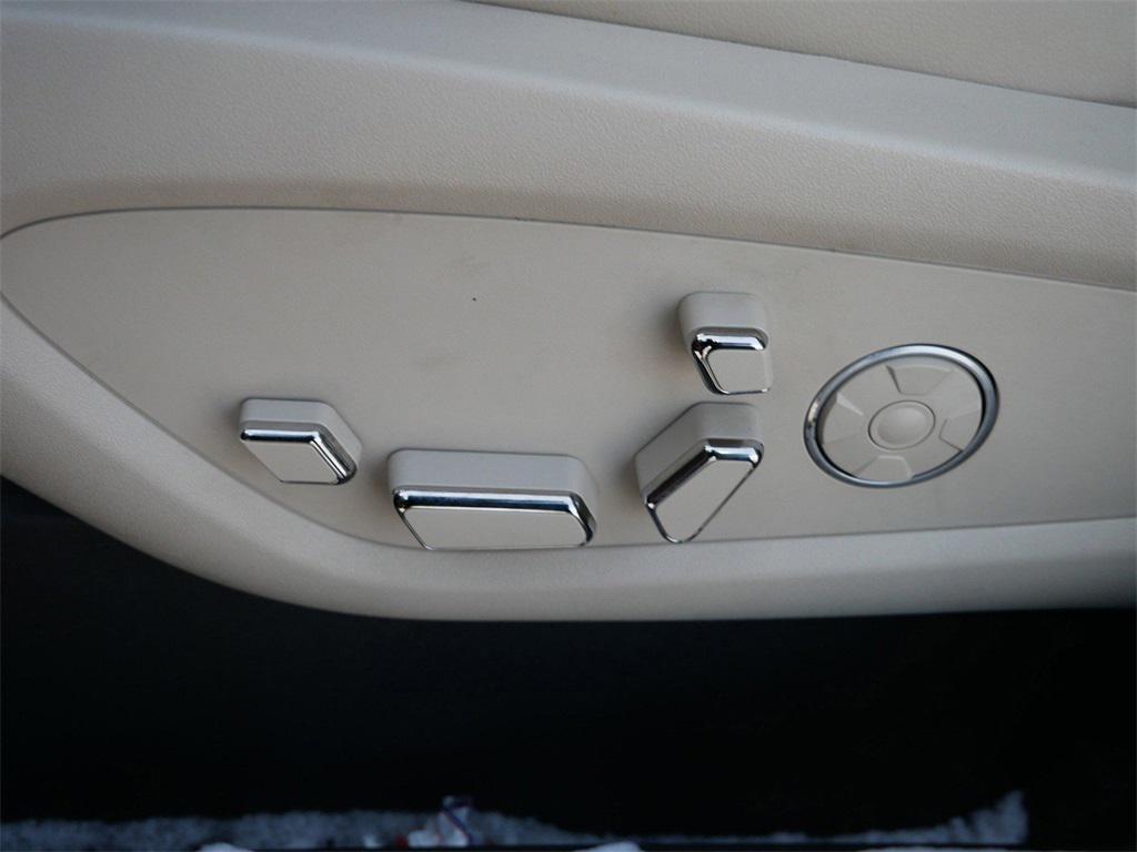 used 2020 Lincoln Nautilus car, priced at $22,999