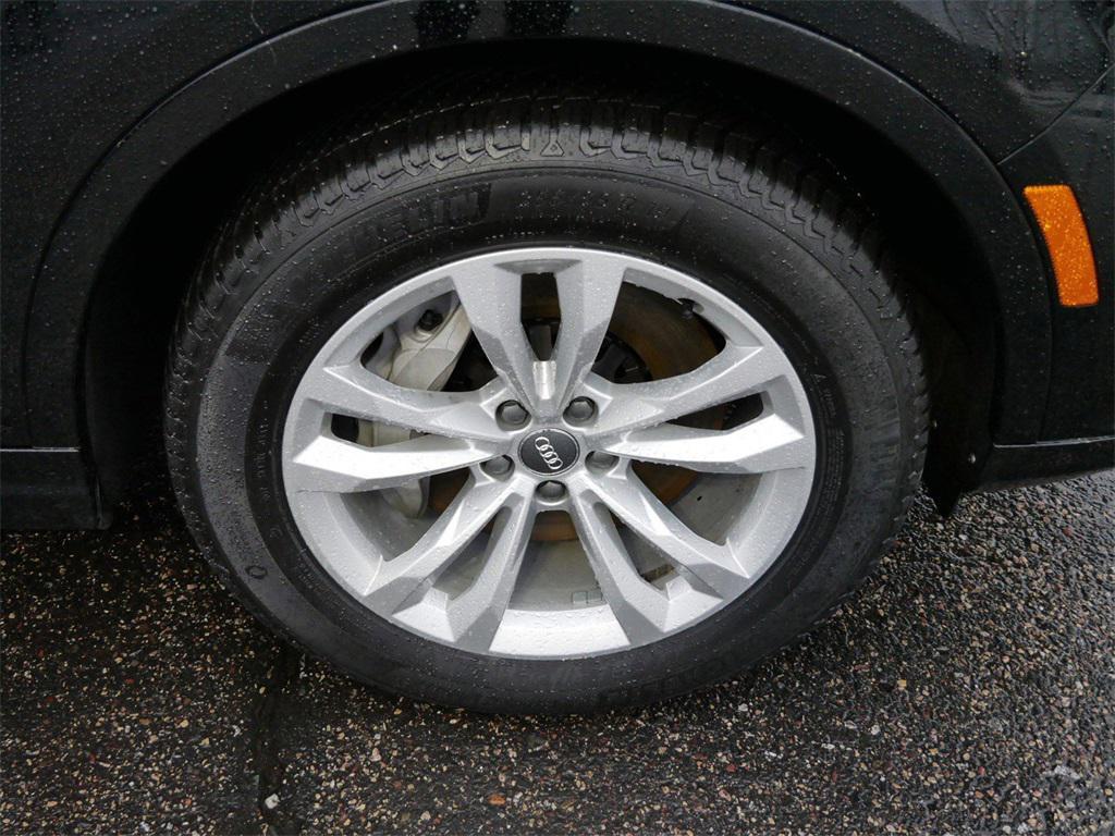 used 2019 Audi Q7 car, priced at $17,999