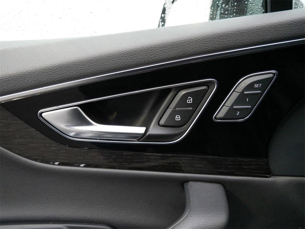 used 2019 Audi Q7 car, priced at $17,999