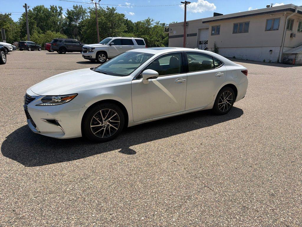 used 2017 Lexus ES 350 car, priced at $29,399