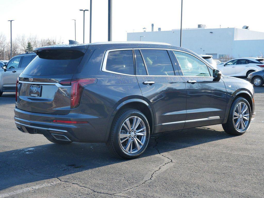 used 2023 Cadillac XT6 car, priced at $33,999