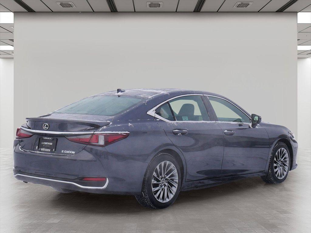 used 2025 Lexus ES 300h car, priced at $48,499