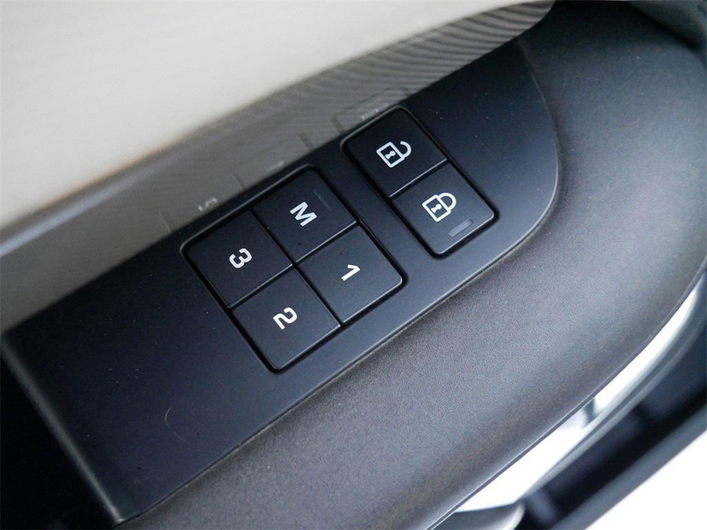 used 2021 Land Rover Discovery car, priced at $26,999