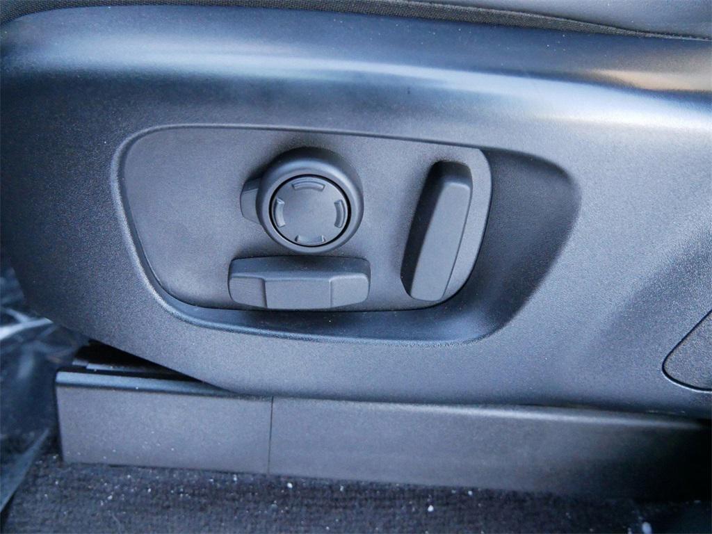 used 2021 Land Rover Discovery car, priced at $26,999