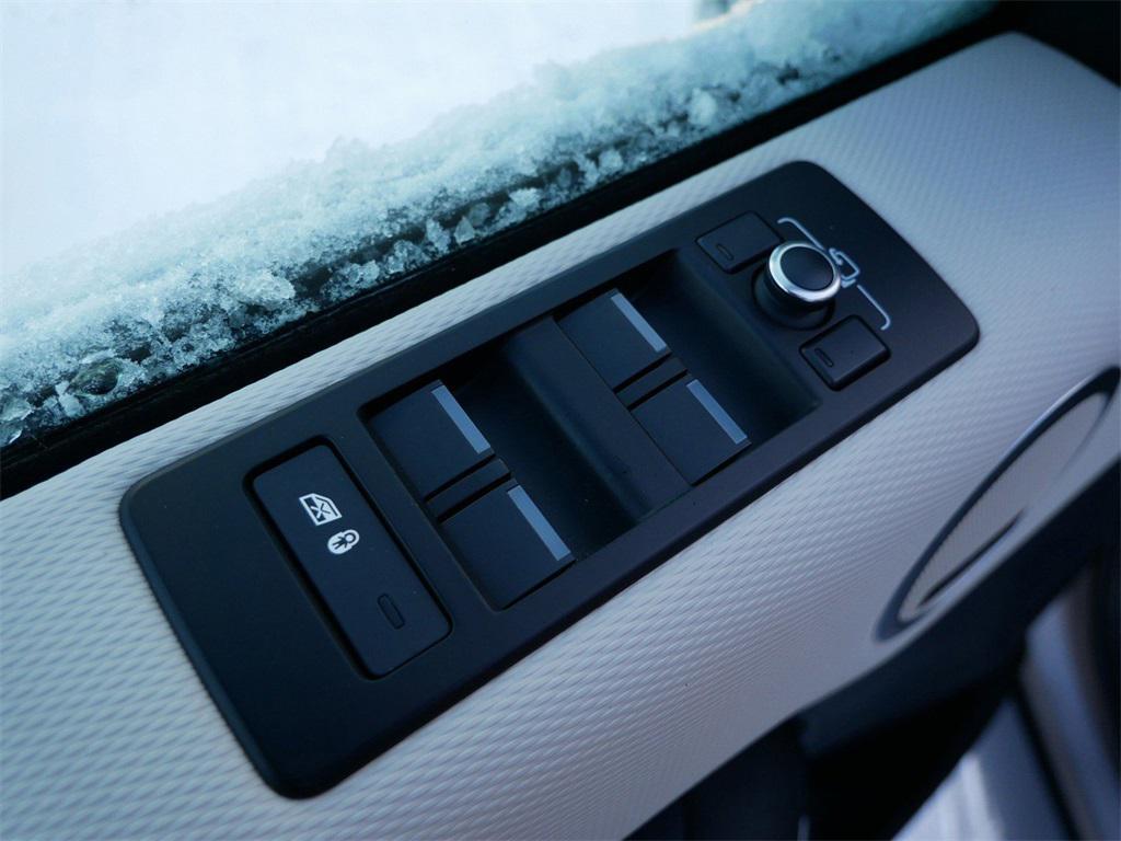 used 2021 Land Rover Discovery car, priced at $26,999