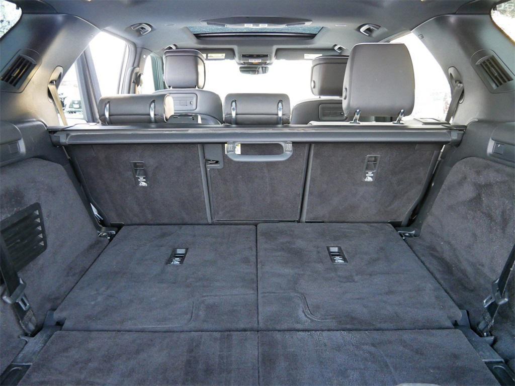 used 2021 Land Rover Discovery car, priced at $26,999