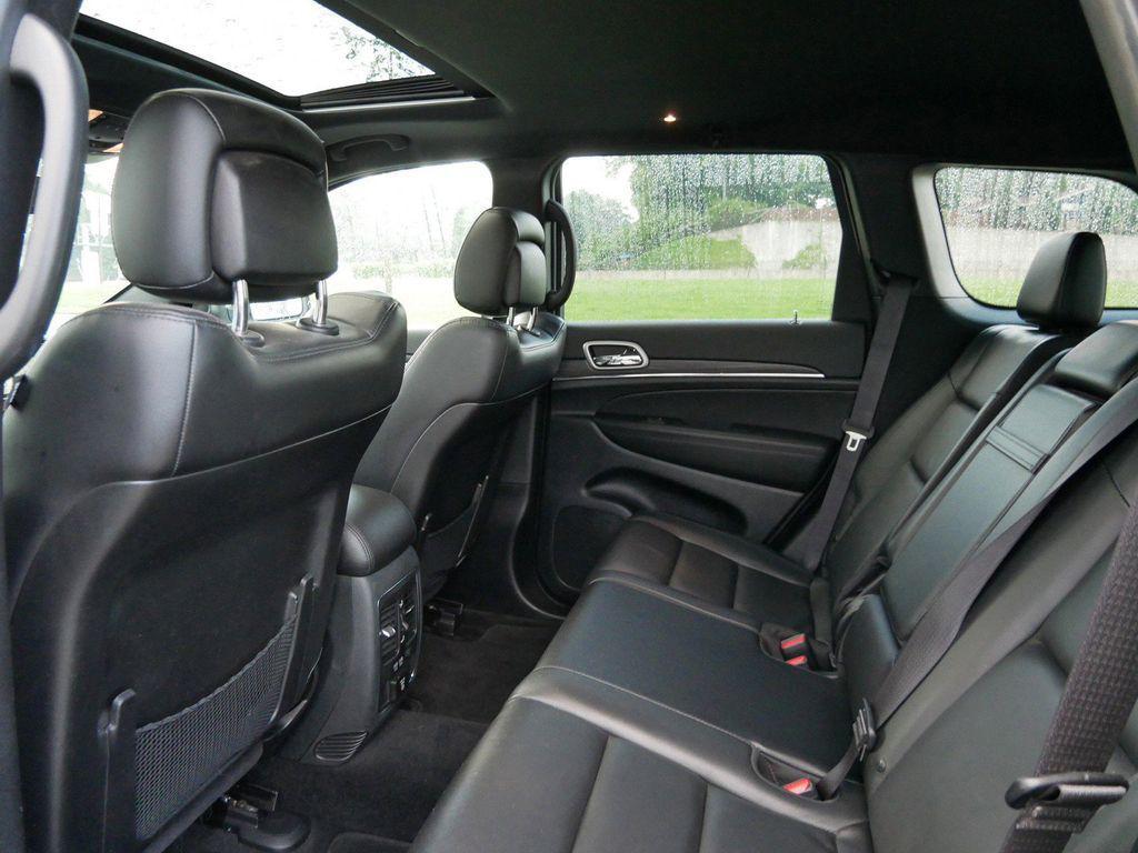 used 2022 Jeep Grand Cherokee car, priced at $27,399