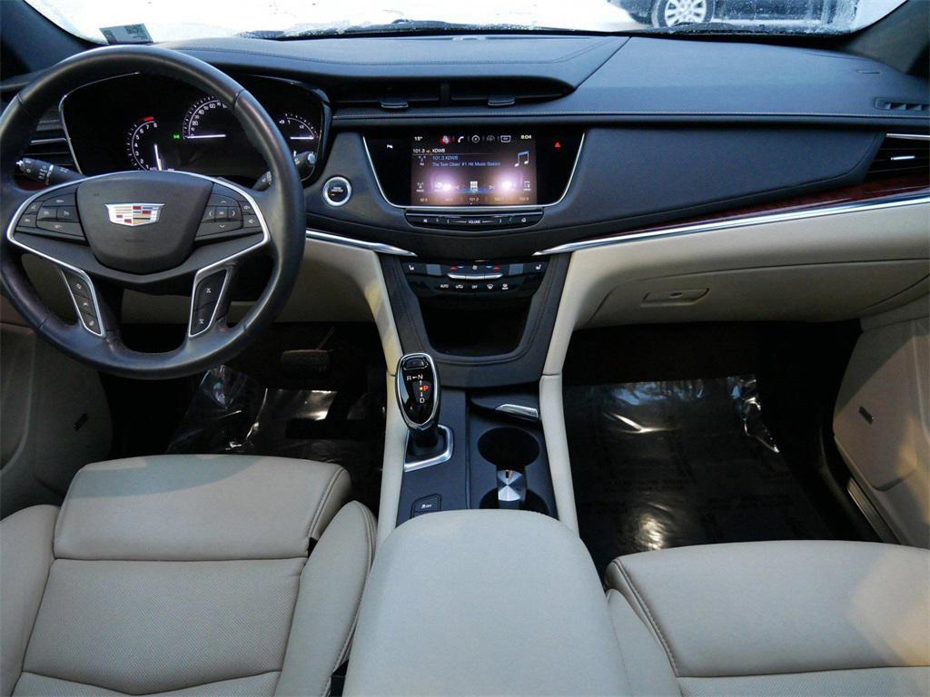 used 2017 Cadillac XT5 car, priced at $15,499