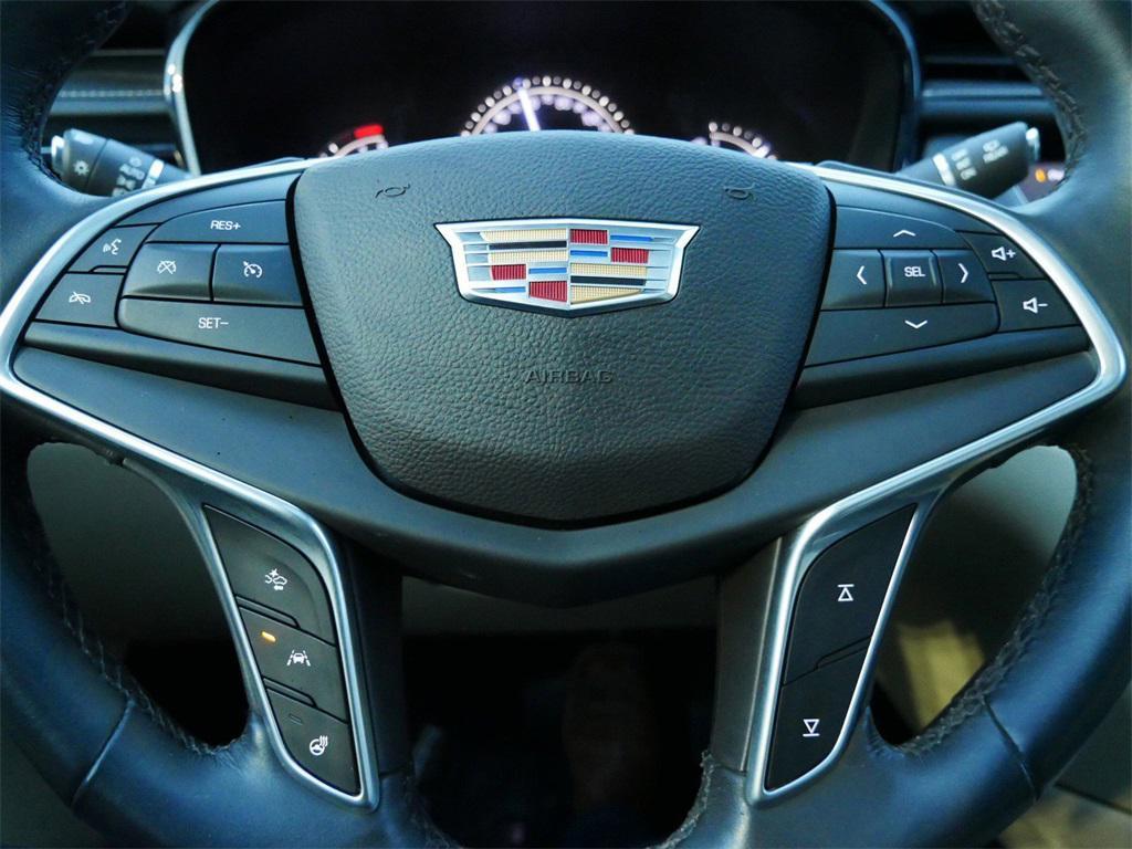 used 2017 Cadillac XT5 car, priced at $15,499