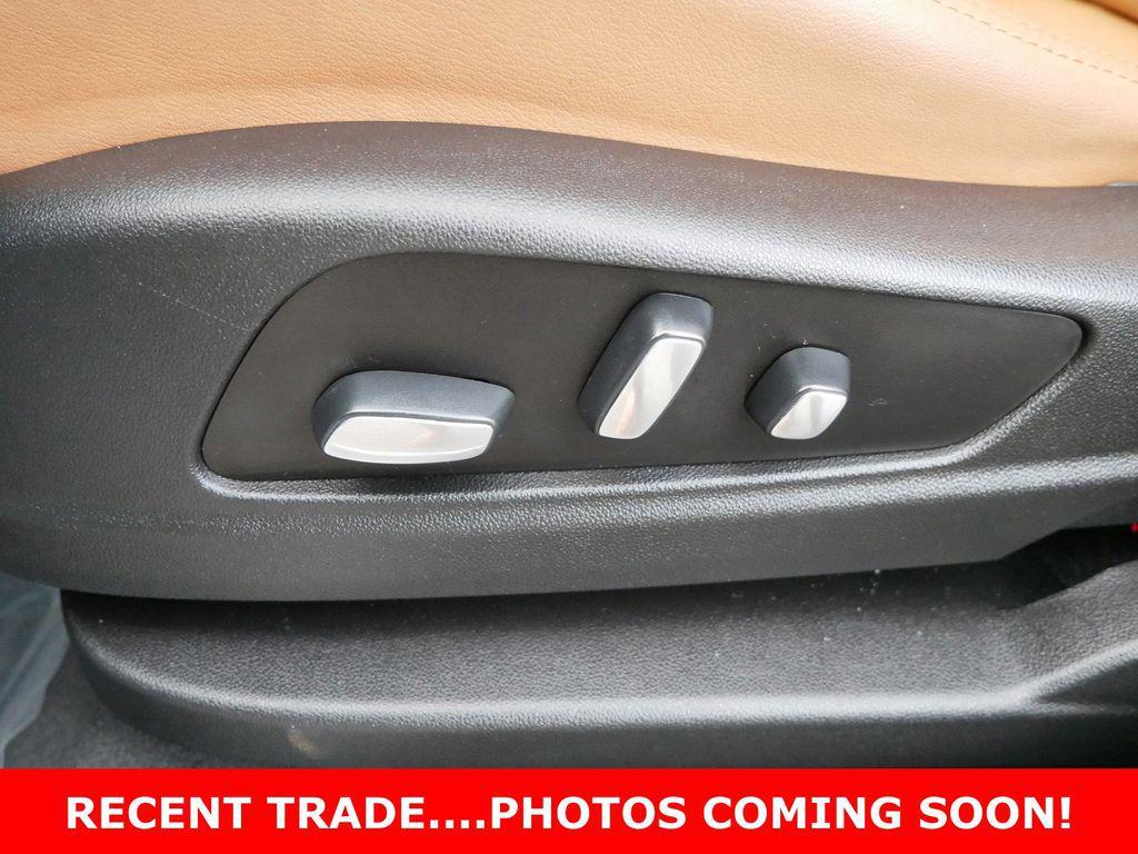 used 2021 Cadillac XT5 car, priced at $25,299