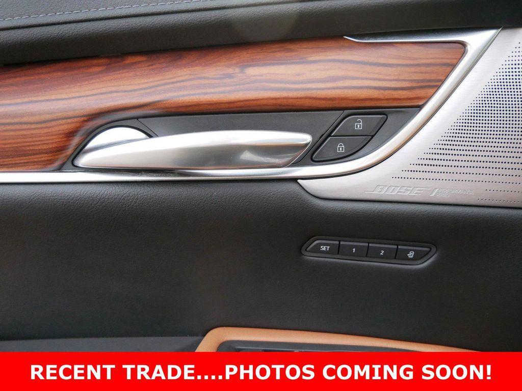 used 2021 Cadillac XT5 car, priced at $25,299