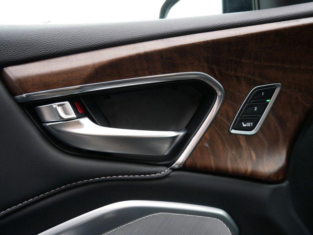 used 2023 Acura RDX car, priced at $38,999