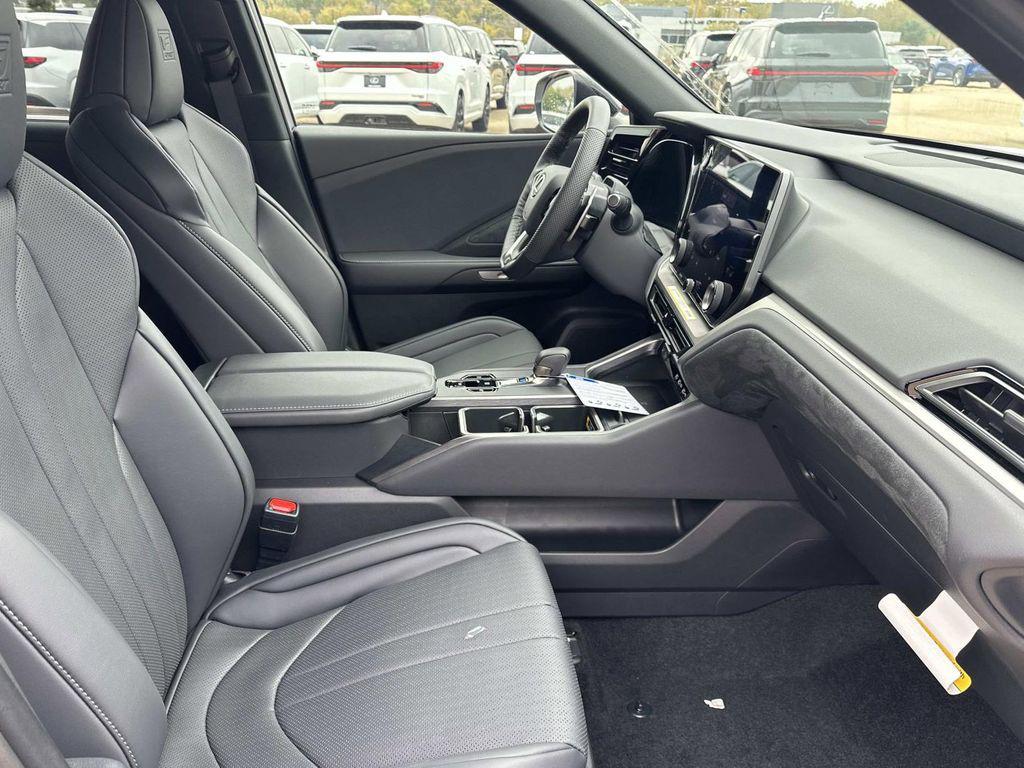 new 2026 Lexus TX 500h car, priced at $78,663