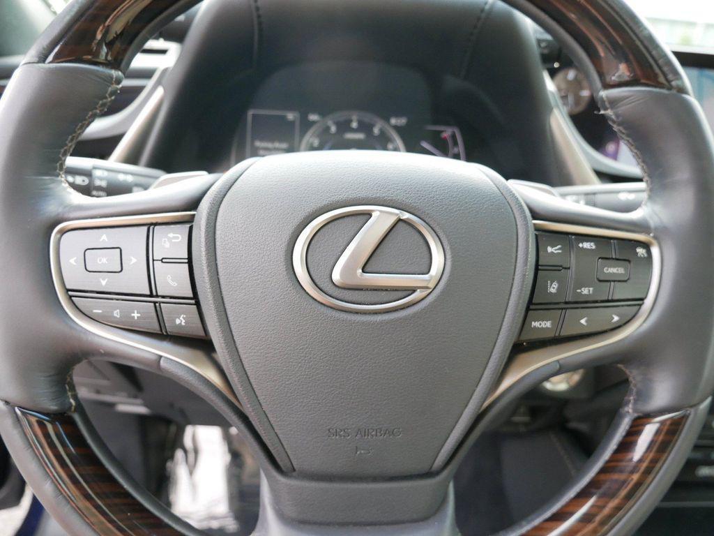 used 2019 Lexus ES 350 car, priced at $24,399