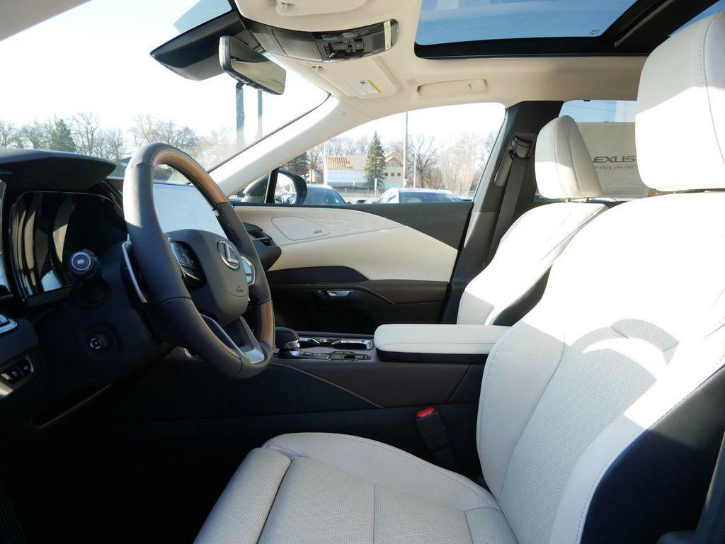 new 2026 Lexus RX 350 car, priced at $68,732