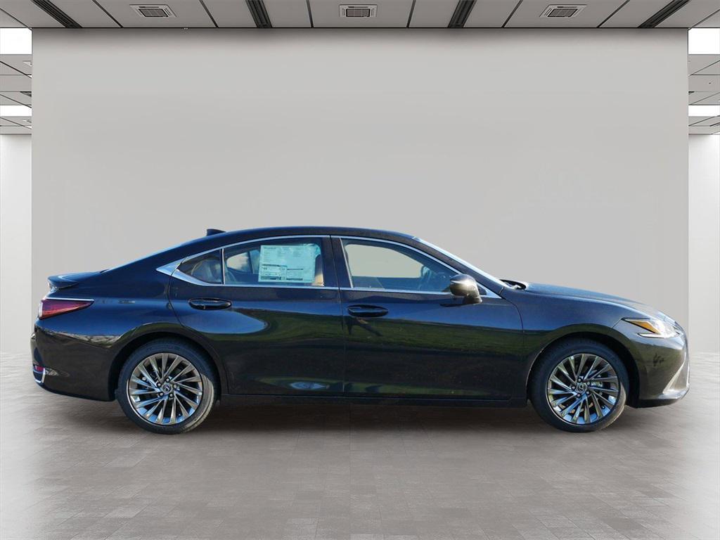 new 2025 Lexus ES 300h car, priced at $52,437